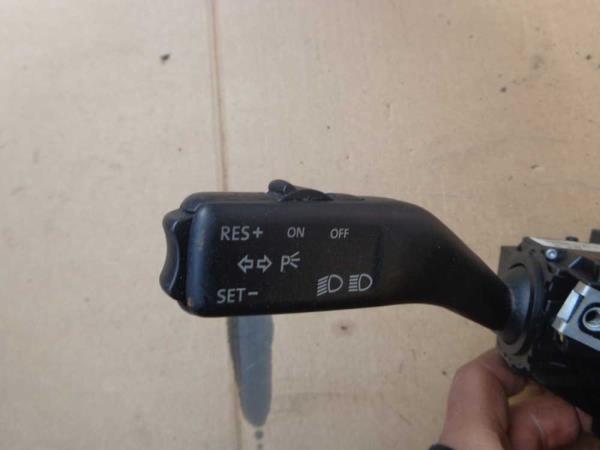 COMMODO VW GOLF 5 / JETTA - Vue 2